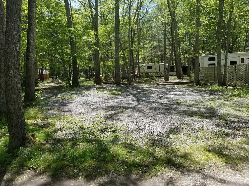 Hopeville Hideaway, Griswold, Connecticut - Photo 5