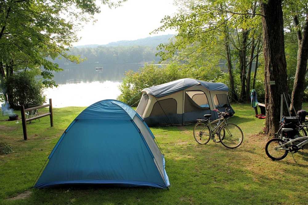 Lakefront Water/Electric Tent Site