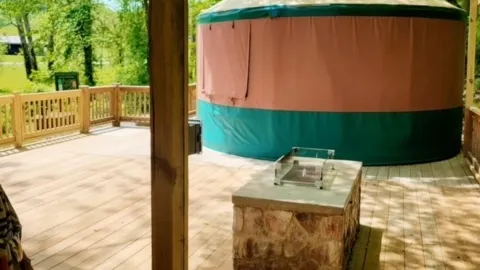 Yurt 16 foot — image 2 of 5