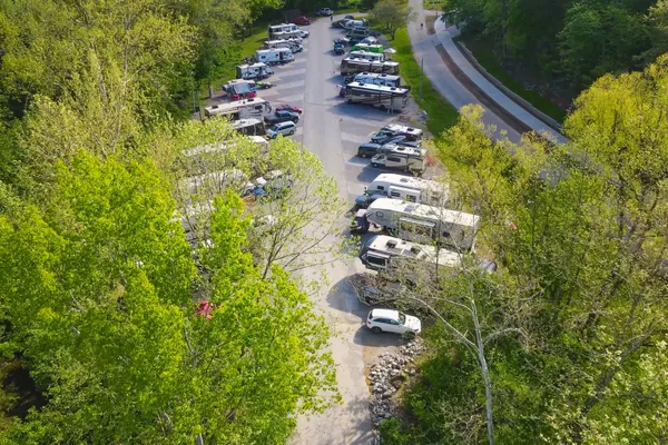 Blowing Springs Campground – photo 1