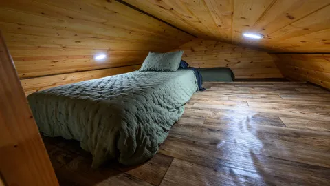 Logan Lodging - Cabin 3 - Goin' Muddin' — image 7 of 7