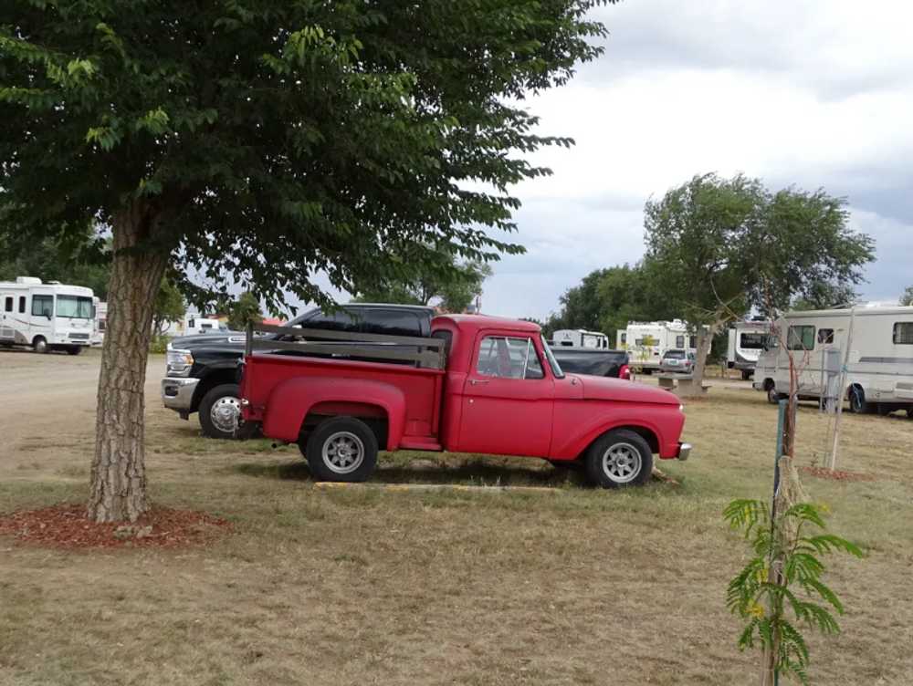 Happy Trails RV Campground - Photo 2