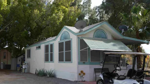 Premier Riverfront Full Hookup RV Site — image 2 of 9