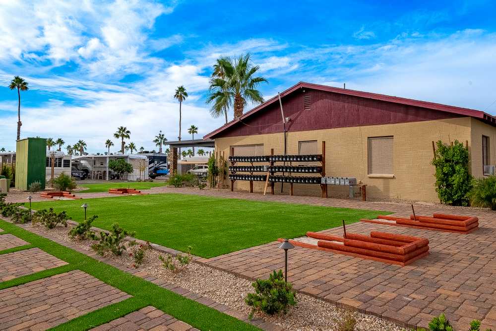Desert Holiday RV Resort - Photo 3