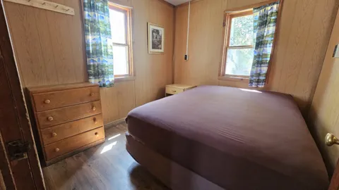Cabin 9 (Sleeps 6) — image 12 of 12