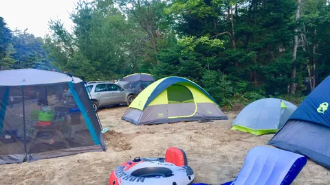 Beachfront Tent — image 2 of 29