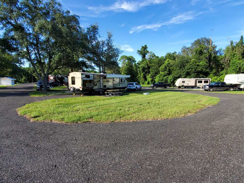Moonshine Acres RV Park - Photo 5