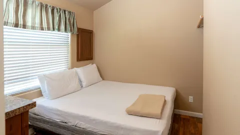 Premium 2 Bedroom Resort Home — image 9 of 9