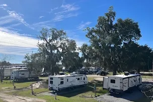 Salt Bayou Kampground – photo 2