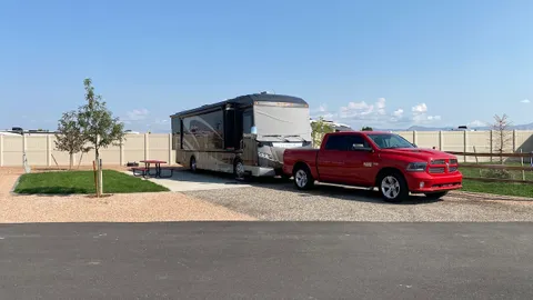 (28 Night Max) Deluxe, Back-In RV Site — image 1 of 2