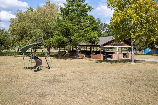Fuqua Park West – photo 1