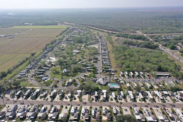 Bentsen Palm Village RV Resort – photo 1
