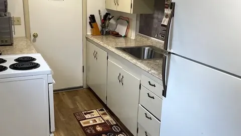 Deluxe Cabin — image 6 of 6