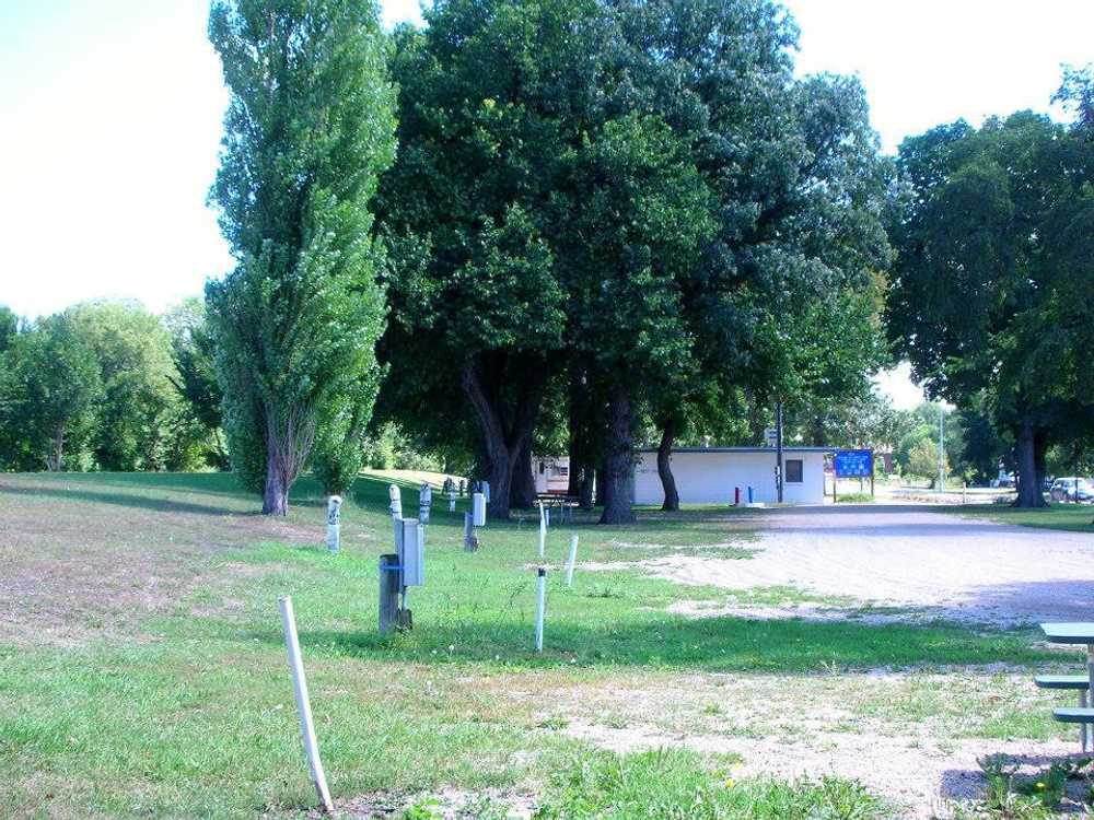 Tourist Park Campground - Photo 3