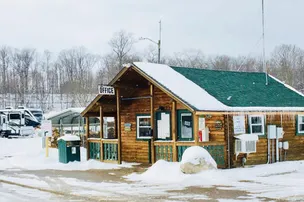 Shamrock Park RV Park – photo 5