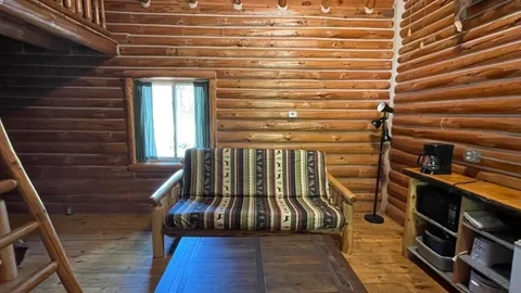 Bull Elk Cabin — image 5 of 5