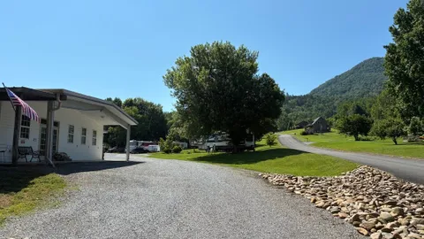 Mountain View Full Hookup Back-in RV Site — image 2 of 6