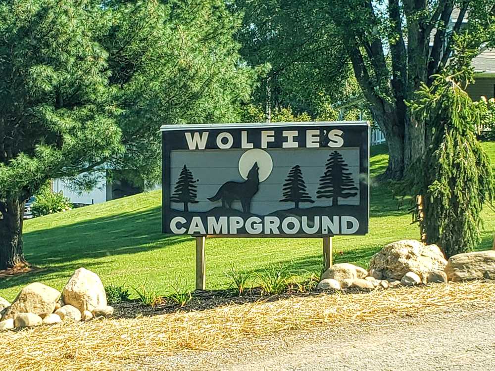 Wolfie's Campground - Photo 2
