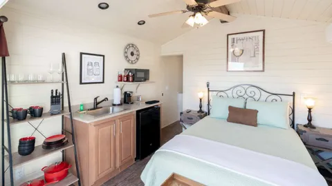 Premium Chalet — image 8 of 8