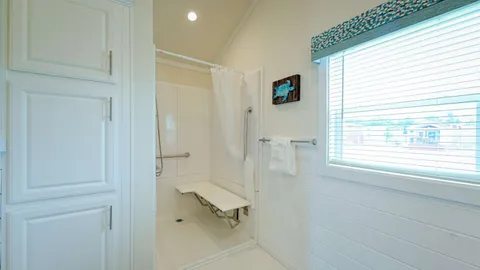 Carolina Cottage 1 Bedroom — image 11 of 11