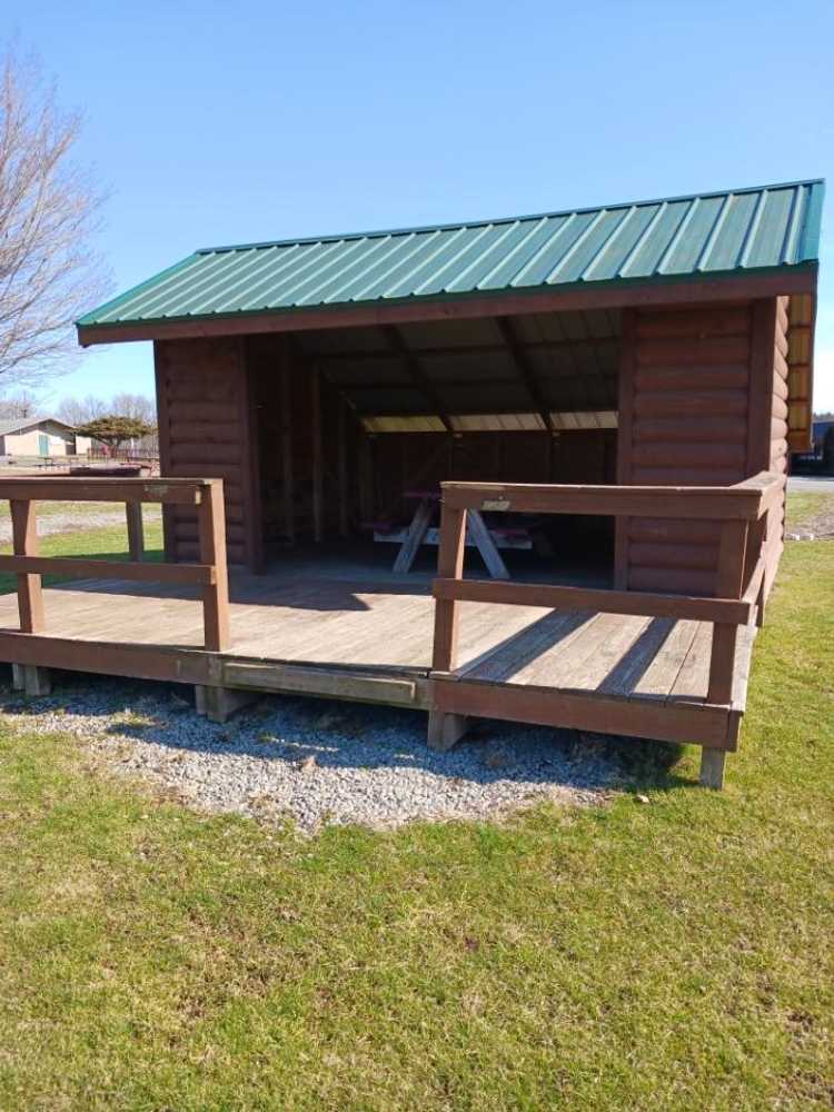 Tenting Chalet