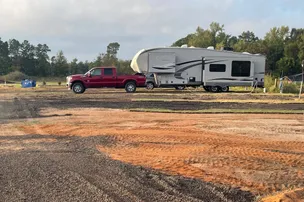 Logan’s Way Tiny Home & RV Park – photo 2