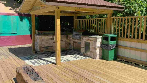 Yurt 24 foot — image 2 of 4