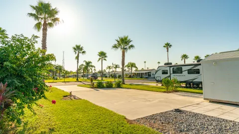 Elite Full Hookup RV Site — image 3 of 3