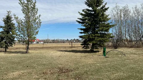 Transient Grass Pad 30 amp RV Site (no fire pit) — image 1 of 2