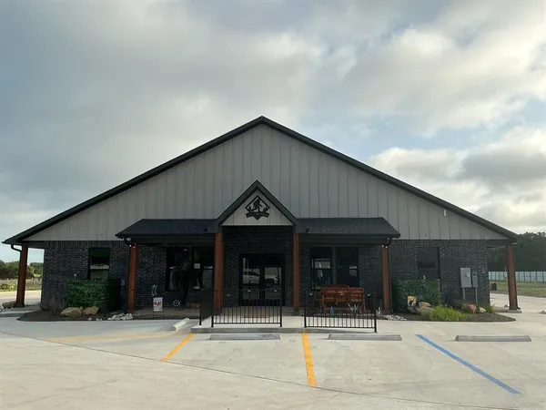 Bigfoot's Cedar Creek Retreat, Kemp, Texas campground