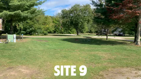 Full Hookup 30/50 Amp RV Site — image 7 of 7