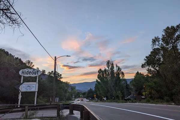 The Hideout at Glenwood Springs – photo 1
