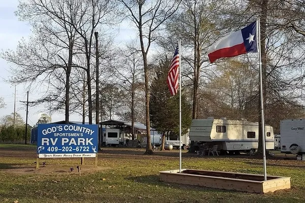 God's Country RV Park – photo 1