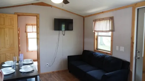 Premium Yogi Bear™ Bunk Room — image 2 of 8