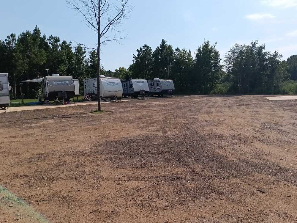 Rolling Pines RV Park, Kilgore, Texas - Photo 3
