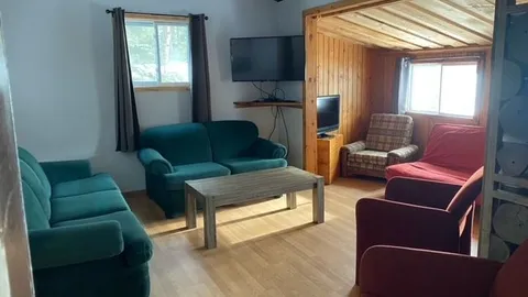 The Lakeview — image 2 of 11