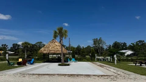 Tiki Lot — image 1 of 3