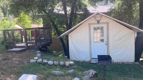 Tent Cabin (No a/c or heating system) — image 2 of 13