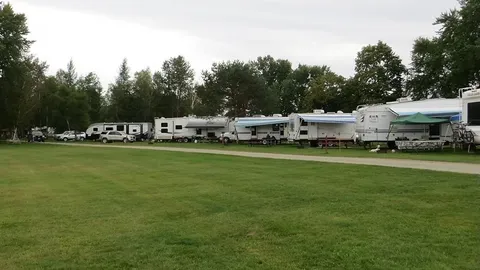 Full Hookup RV Site (Back-In) — image 4 of 4