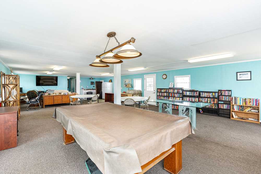 Zephyr Palms RV Resort (Age Restricted 55+) - Photo 3