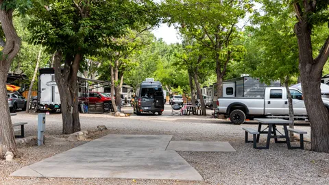 Full Hookup 30/50amp Pull Thru RV Site — image 1 of 4