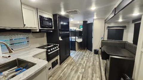 White River Resort Olympia RV — image 4 of 4