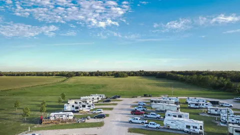 Full Hookup RV Site — image 2 of 7