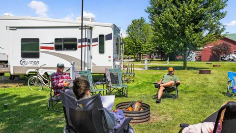 30 Amp Full Hookup RV Site — image 1 of 1