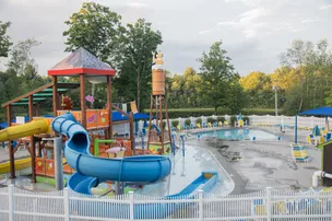 JBA Sun Retreats Birchwood Acres – photo 2