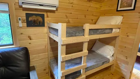 Deluxe Cabin C Loop (single level) — image 9 of 9
