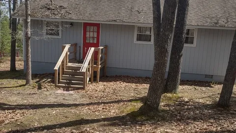 Chalet 1 — image 2 of 4
