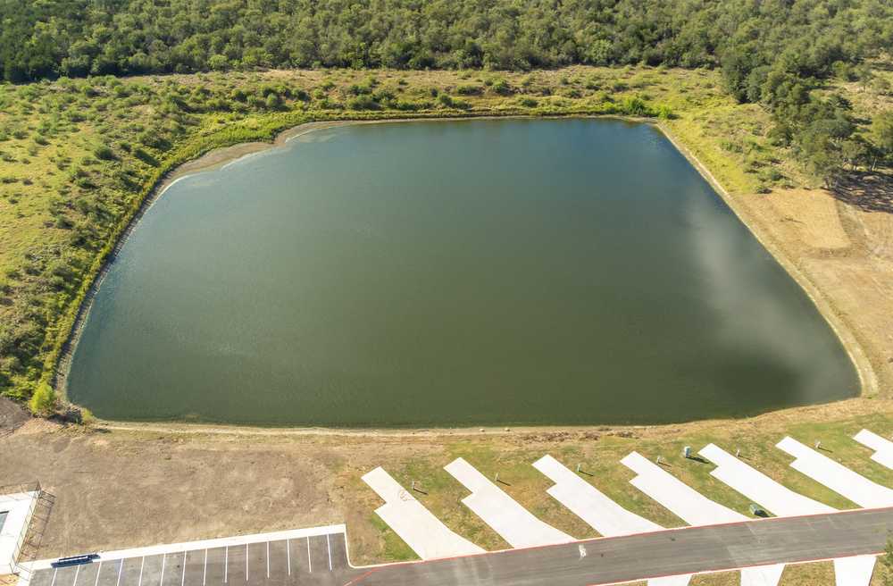 Arroyo Valle RV Resort, Del Valle, Texas - Photo 2
