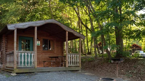 Camping Cabin — image 2 of 10