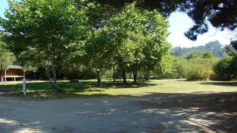 Group Tent/Dry RV — image 8 of 8